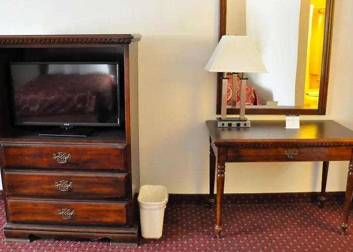 Magnuson Hotel East Sandusky