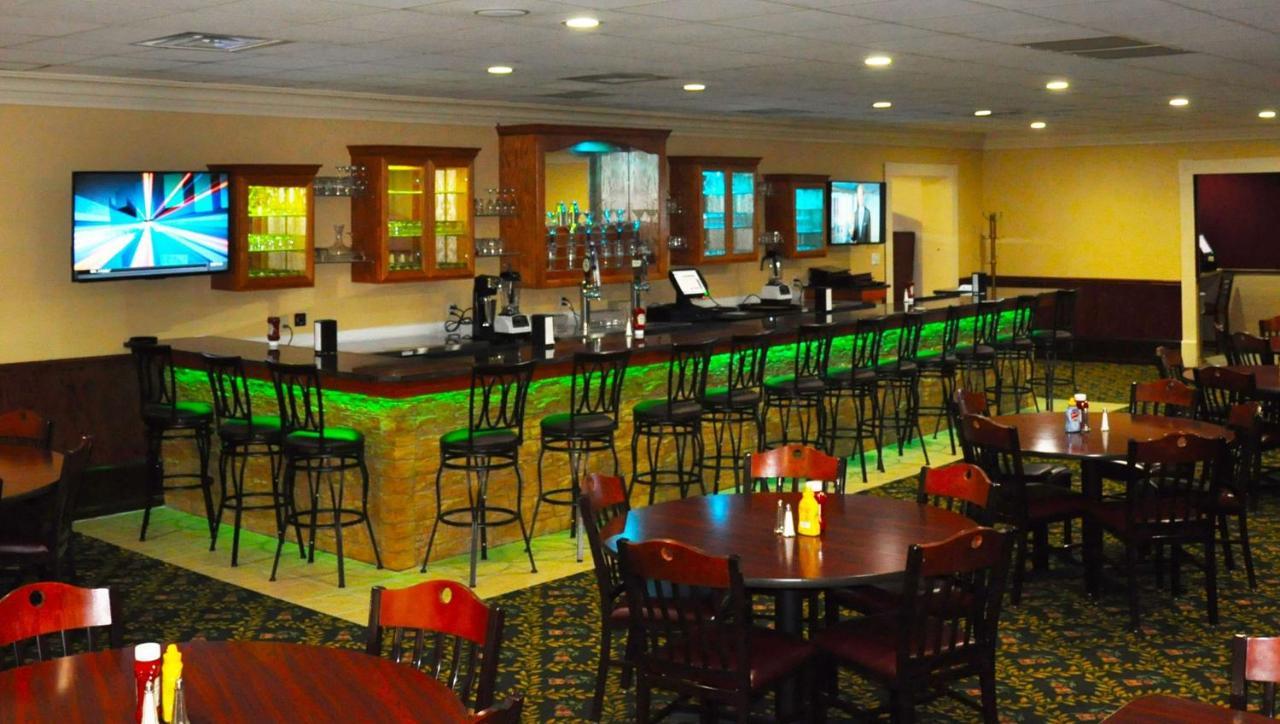 Hotel Magnuson East