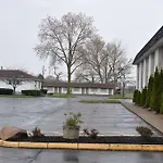 Magnuson Hotel East Sandusky 
